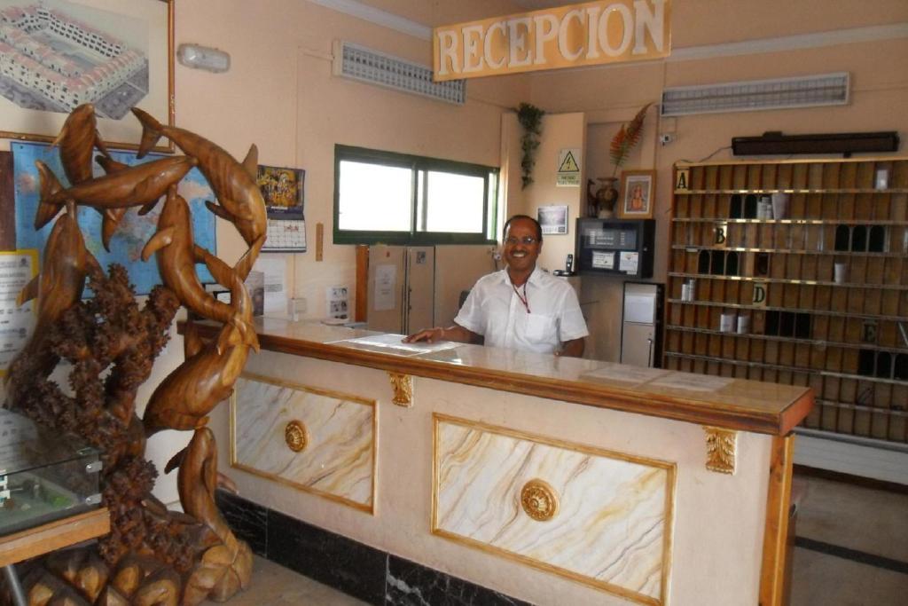 Apartamentos Alondras Park Costa Del Silencio Kültér fotó
