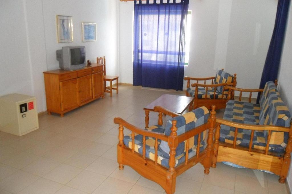 Apartamentos Alondras Park Costa Del Silencio Kültér fotó