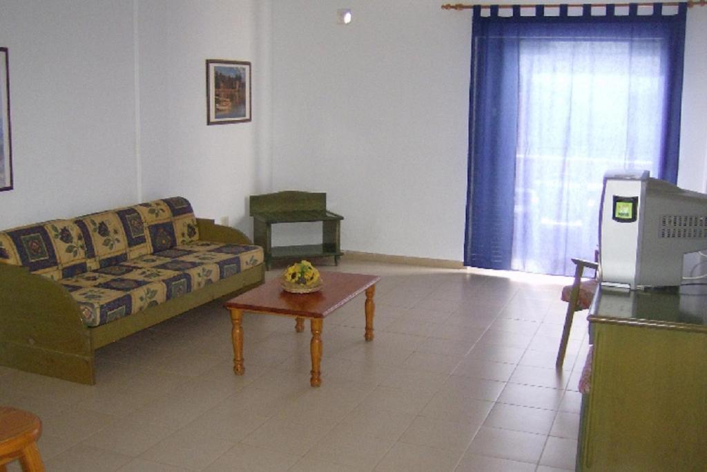 Apartamentos Alondras Park Costa Del Silencio Szoba fotó